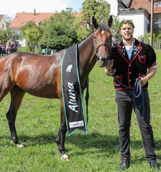 Mit Pferd
